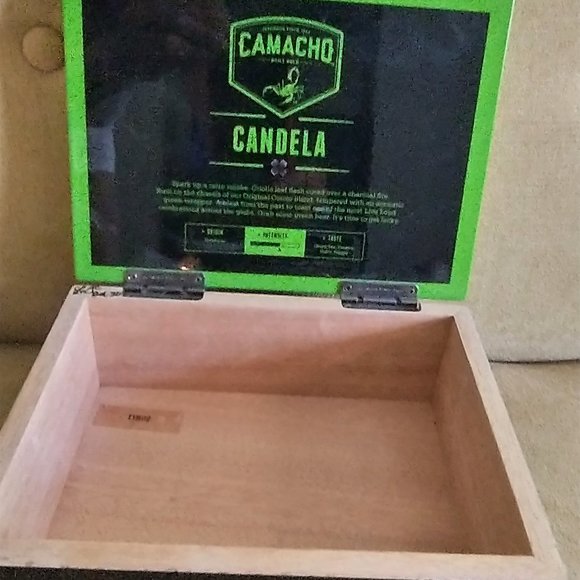 Suenos de Saundra Upcycled Rare Camacho Cigar Box Storage/ Stash Box - Picture 6 of 9